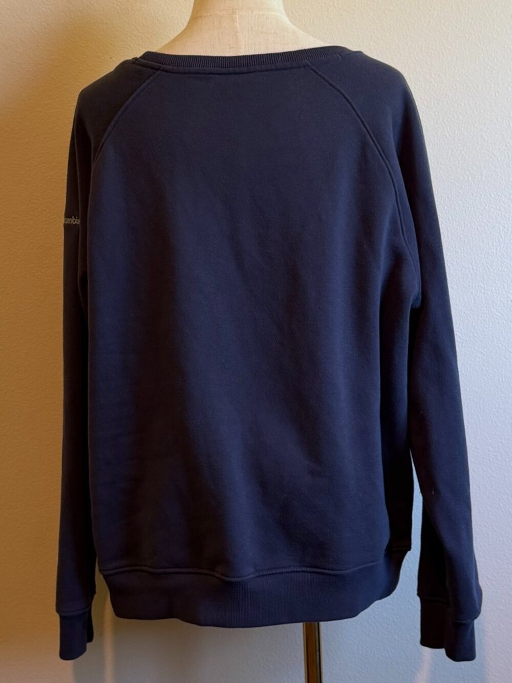 Columbia Graphic Logo Crewneck Sweatshirt XL Blue White GUC - Picture 4 of 6